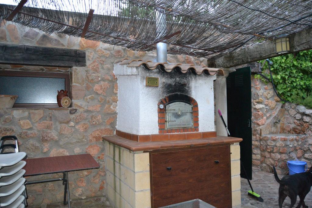 La Cabana De Piedra Ruidera Exterior photo